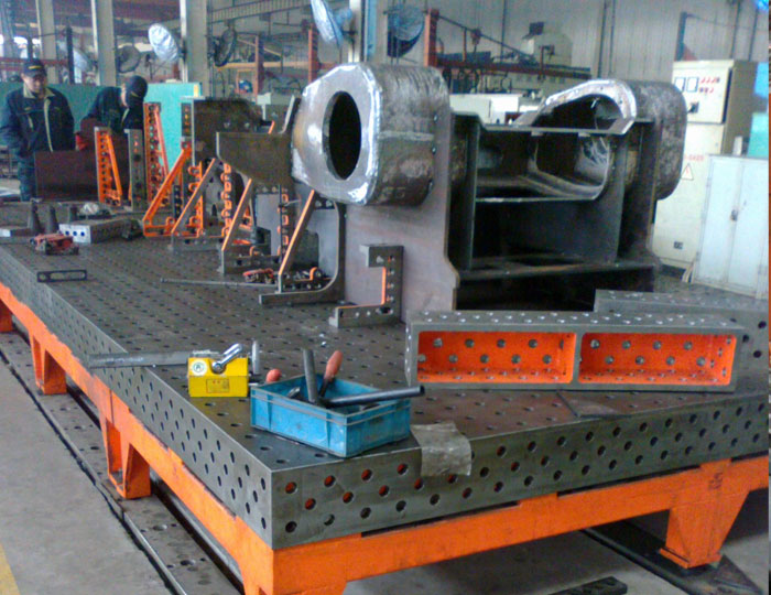 為徐工集團提供的三維焊接工裝